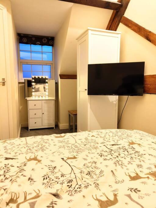 Cosy Central Modern Apartment Nantwich Luaran gambar